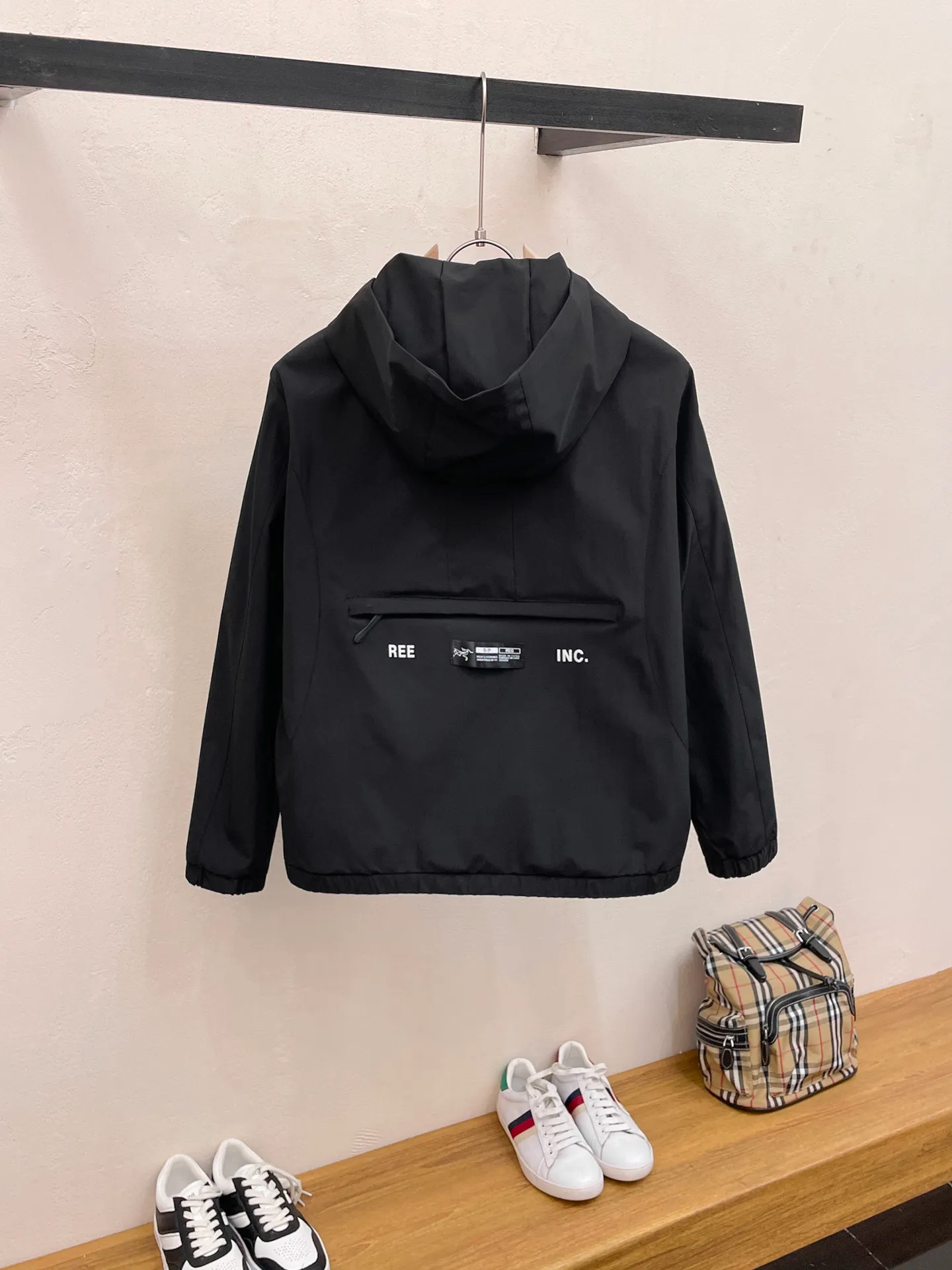 Same Style， ， 2026 New Arrival ， Original Premium Breathable ， ， ， Quality。 ， Sizes：M～3XL，